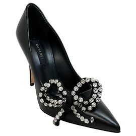 Décolleté Casadei Judith Julia in pelle nera con fiocco di strass