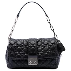 Borsa a tracolla Dior New Lock in pelle d'agnello Cannage nera