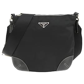 Borsa a tracolla Prada in nylon nero da donna