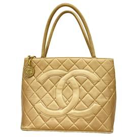 Borsa Tote Chanel Reissue in pelle d'agnello beige