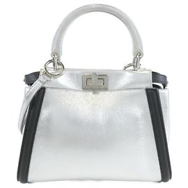 Borsa a mano Fendi Peekaboo Mini