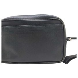 Borsa a mano da uomo Louis Vuitton Taiga
