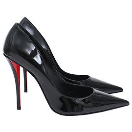 Zapatos de tacón Christian Louboutin Miss Z en piel charol negra