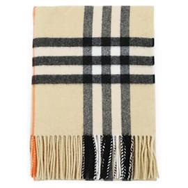 Sciarpa in cashmere a quadri grandi - Burberry