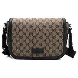 Gucci GG Canvas Schultertasche mit Klappe für Herren und Damen