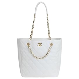 Chanel Gesteppte Shopper-Tasche mit Kettengriffen Weiß