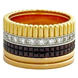 Quattro Classic Large Ring mit Diamantfassung - Boucheron