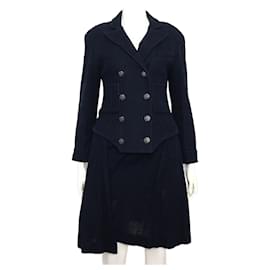 Set Giacca e Gonna da Donna in Cotone Navy con Bottoni CC
Giacca in Cotone Navy con Bottoni CC da Donna
Gonna in Cotone Navy con Bottoni CC da Donna - Chanel