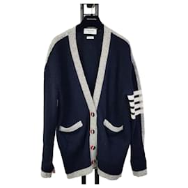 Bar Mohair Oversized V-Ausschnitt Cardigan für Damen - Thom Browne