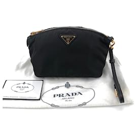 Bolso de nylon con logo de triángulo dorado y correa - Prada