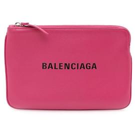 Balenciaga Mini Pochette e Clutch
