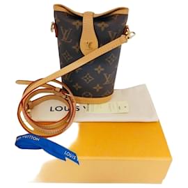 Louis Vuitton Borsa crossbody mini pouch pieghevole