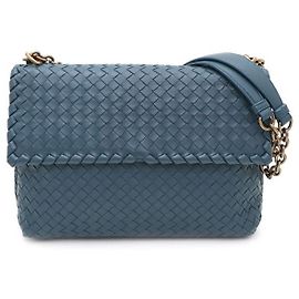 Bottega Veneta Borsa a tracolla piccola Olympia in Napa Intrecciato con catena dorata