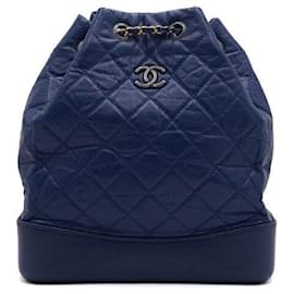 Gabrielle Medium Rucksack aus Kalbsleder Dunkelblau - Chanel
