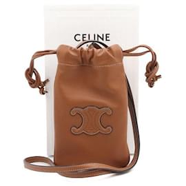 Borsa a tracolla pochette per telefono Triomphe in pelle color Tan con coulisse - Céline