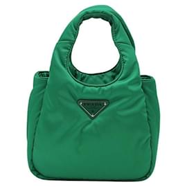 Unbenutzte Mini-Tasche aus weichem, gepolstertem Nylon - Prada