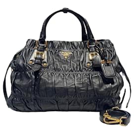 Borsa Tote in pelle Napa Goffre nera - Prada