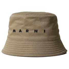 Marni Cappello Bucket in gabardine verde con logo ricamato
