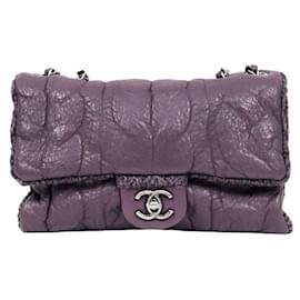 Lila CC Wollstrick-Schultertasche mit Klappe und Kette - Chanel