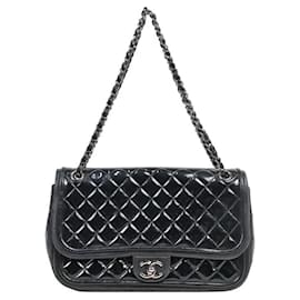 Borsa a spalla Timeless in vernice nera - Chanel