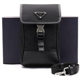 Custodia per telefono crossbody in Re-Nylon Saffiano con logo triangolare - Prada