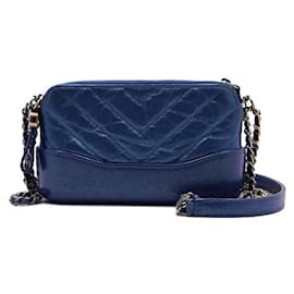 Borsa Gabrielle Mini Blue con catena dorata, a spalla e crossbody - Chanel