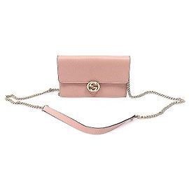 Gucci Mini Bolso Bandolera de Piel Rosa con Cadena GG Entrelazada