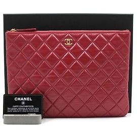 Chanel Gold CC Pearl Charm Lambskin New Medium Clutch Bag