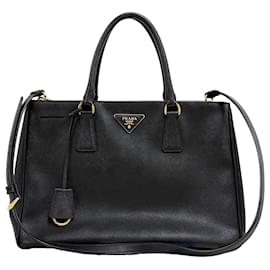 Prada Saffiano Lux Tote Bag Schwarz