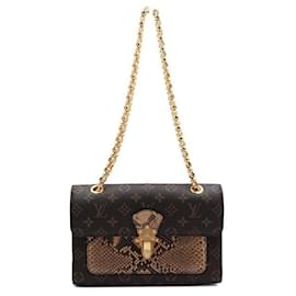 Louis Vuitton Borsa a tracolla e crossbody Monogram Python Victorie Flap Gold Chain
