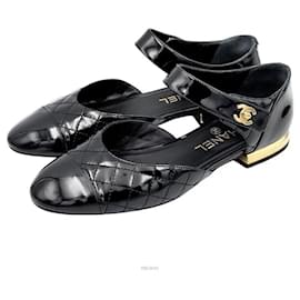 Ballerine Mary Jane in vernice - Chanel