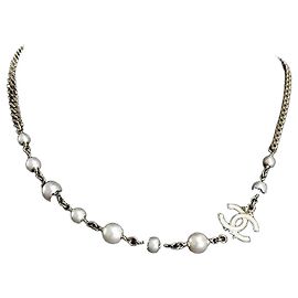 Chanel Collana a catena con logo CC in perle dorate da donna Season
