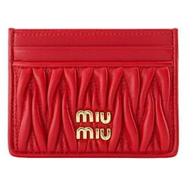 Miu Miu Kartenetui aus Nappa-Leder Matelassé Red AFPP
