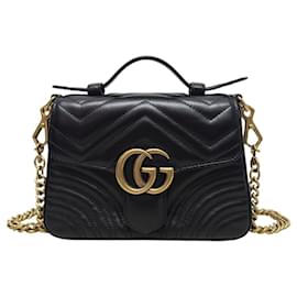 Gucci Mini bolso GG Marmont Matelassé negro con asa superior