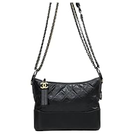 Chanel Borsa Gabrielle Hobo Small Nera con dettagli dorati