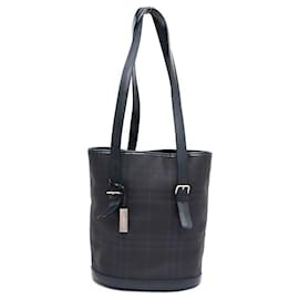 Nova Check PVC Tote Bag und Schultertasche - Burberry