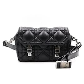 Borsa a spalla e crossbody Small Camp in pelle di vitello Macro Cannage Nera - Dior