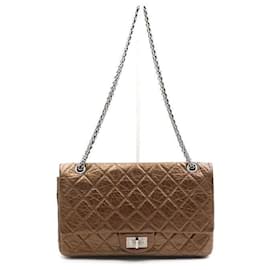 Chanel Bolso de hombro vintage con cadena plateada