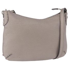 Bolsa de Ombro FENDI Celeria em Couro Silver Auth 195754V