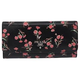 Prada Saffiano Leder