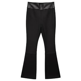 W118 by Walter Baker Pantalones acampanados de cuero elástico Lexie negros Walter Baker