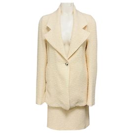 Giambattista Valli Ivory Wool Boucle Tweed Jacket and Skirt Suit Set