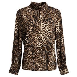 Blusa de seda Nili Lotan con estampado de leopardo marrón / negro