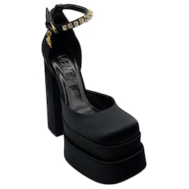 Décolleté con plateau Versace Black Satin Medusa Aevitas