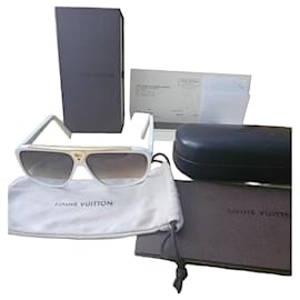 Louis Vuitton Attitude Aviator Sunglasses