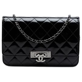 Borsa crossbody Chanel Quilted Patent Golden Class Wallet on Chain nera
