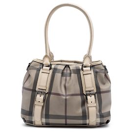 Burberry Small Northfield Satchel aus beschichtetem Canvas Smoke Check beige