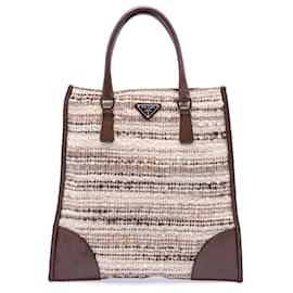 Tote piatta in tweed con rifiniture in Vitello Prada beige
