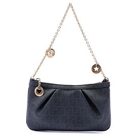Fendi Zucchino Spalmati Schultertasche Pochette mit Kette in Schwarz
