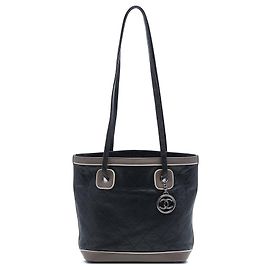 Borsa Tote Country Club Chanel CC in pelle di agnello matelassé nera